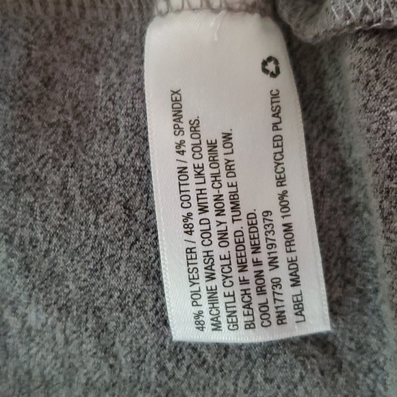 A New Day gray long sleeve top with wide sleeves, size medium - Picture 5 of 5